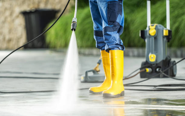 Pressure Washing Brick in Pecatonica, IL