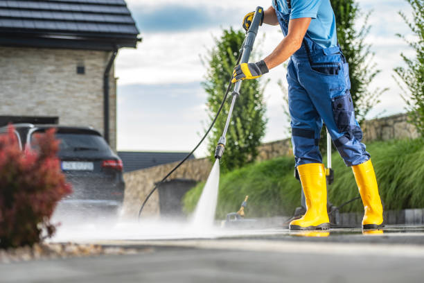 Why Choose Our Certified Pressure Washing Experts for Your Project Needs in Pecatonica, IL?